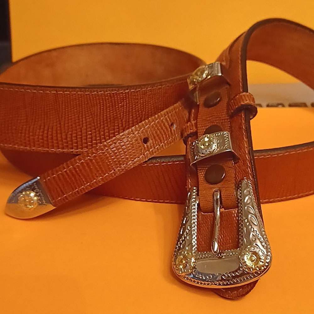Woman or a Man's belt